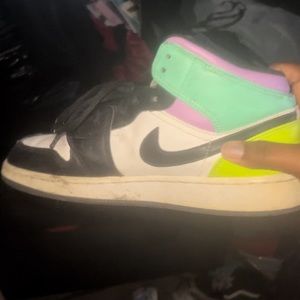 These shoes are busted up lmao